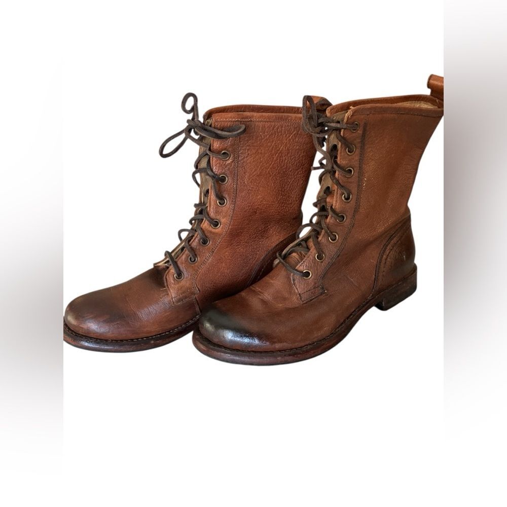 Frye Veronica Flex Combat Boots LEFT SIZE 7, RIGHT SIZE 8